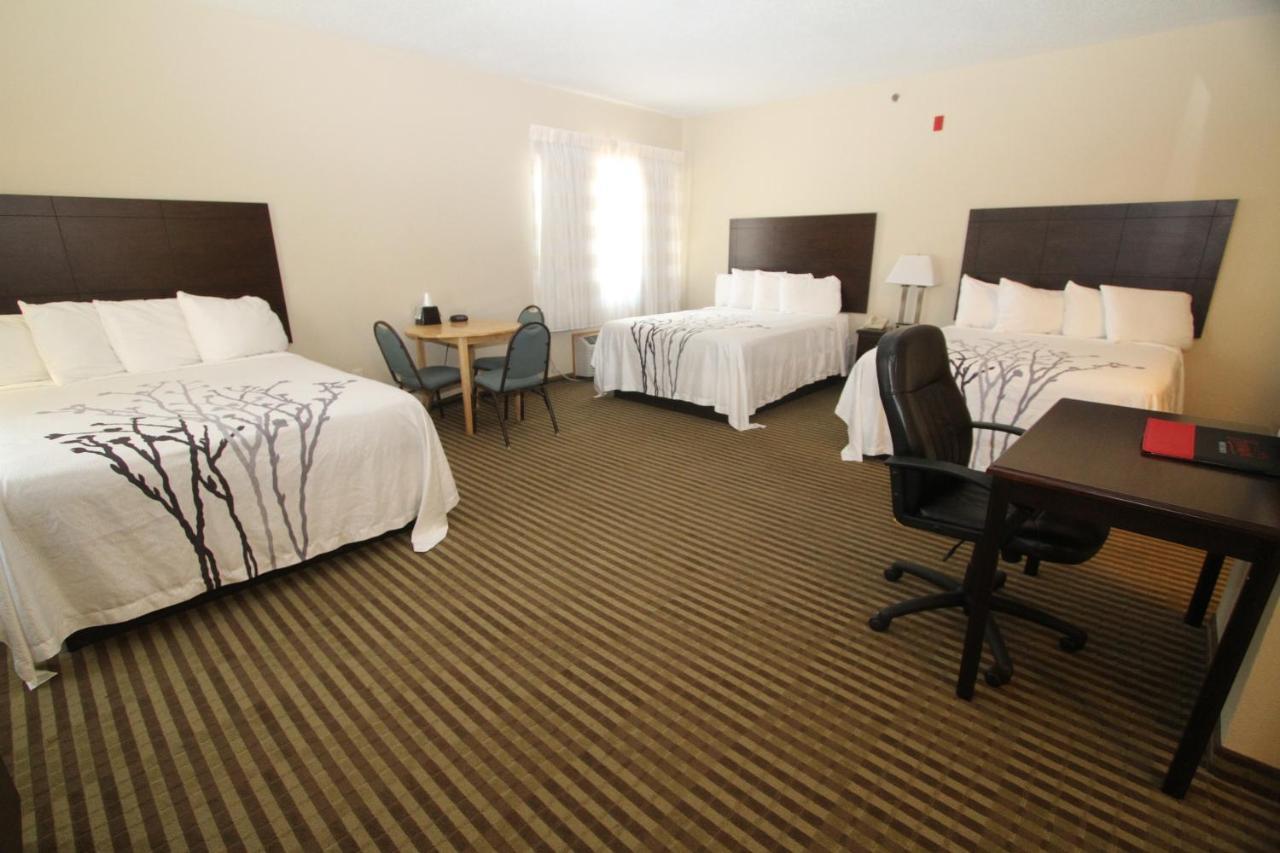 Bowman Inn And Suites Esterno foto