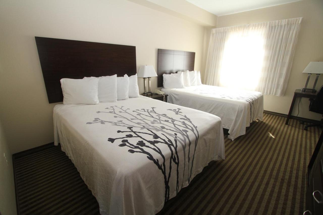 Bowman Inn And Suites Esterno foto