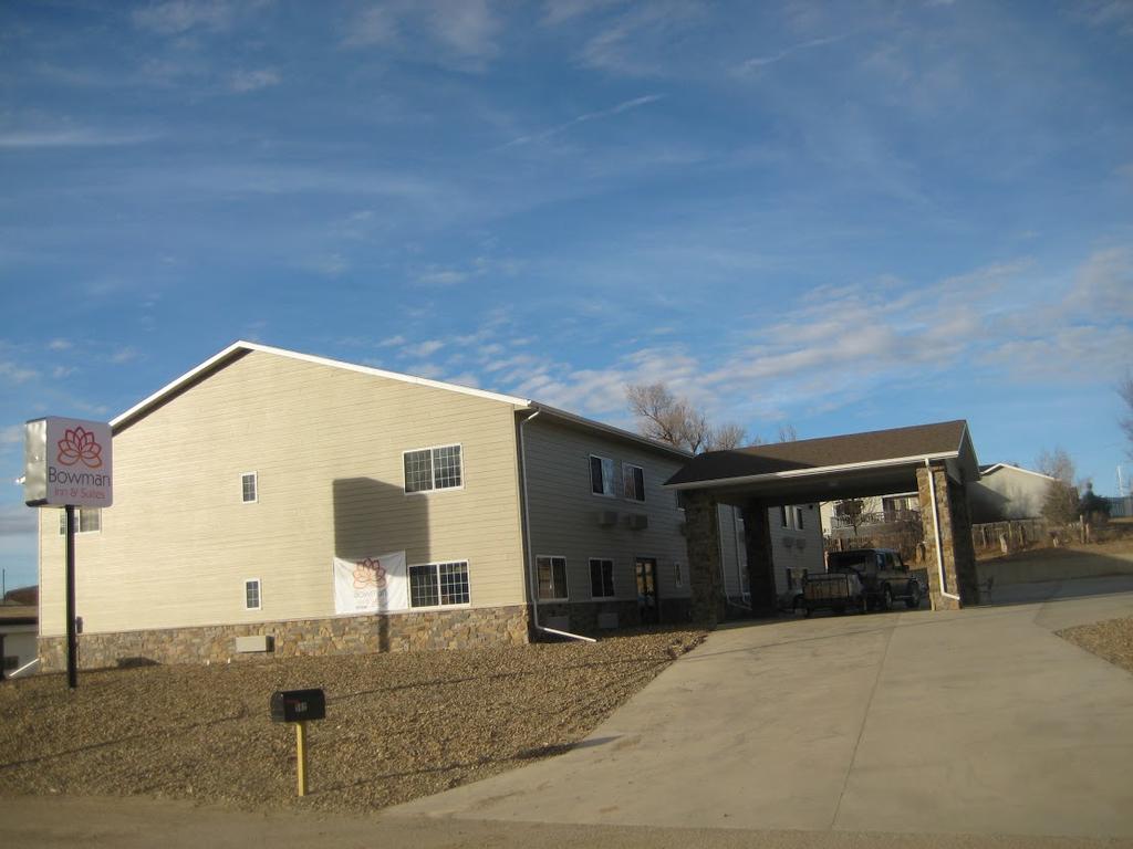 Bowman Inn And Suites Esterno foto